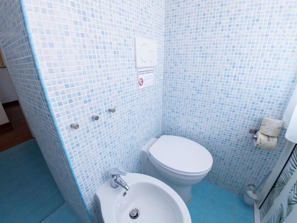 The Best Rent - Beautiful Apartment With Terrace Near Colosseo 로마 외부 사진